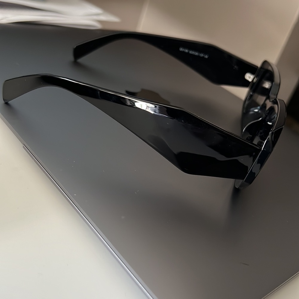 Sunglasses - Picture 2 of 3